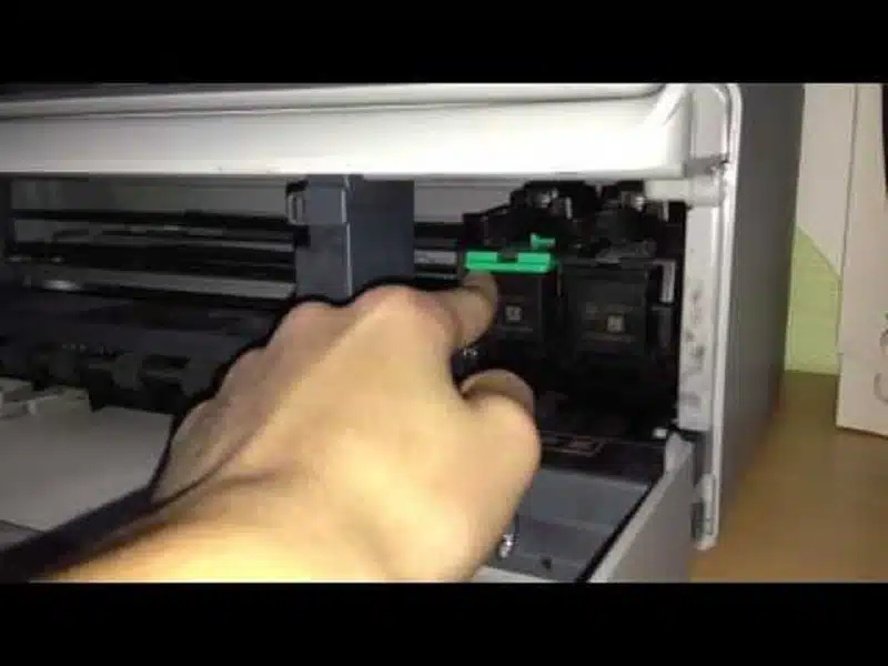 Comment changer cartouche encre imprimante Canon Pixma